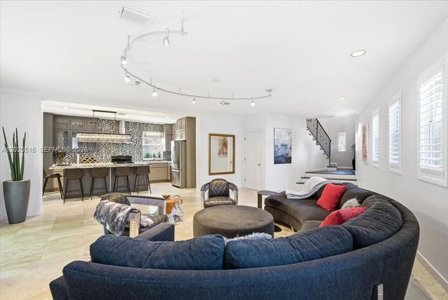 2917 Jackson Ave 6, Miami, FL 33133