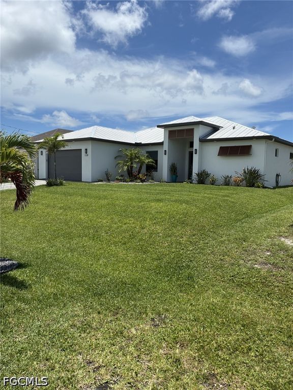 Image 19 of property listing at 1120 NW 42nd PL, Cape Coral, FL 33993