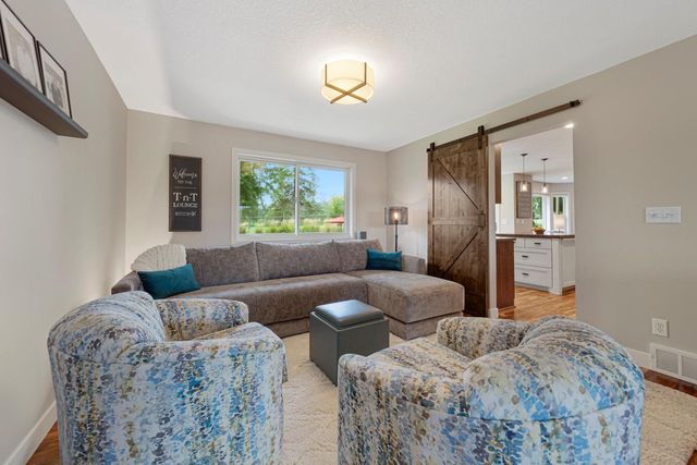 1680 Louis Lane, Hastings, MN 55033