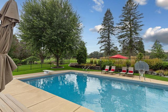 1680 Louis Lane, Hastings, MN 55033