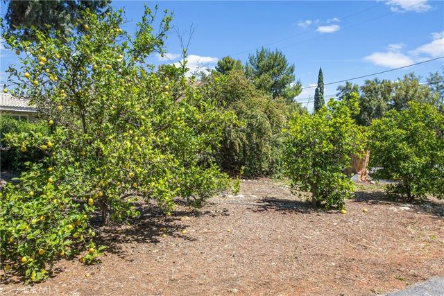 90 Summit, Banning, CA 92220