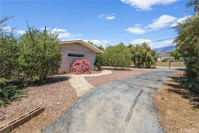 90 Summit, Banning, CA 92220
