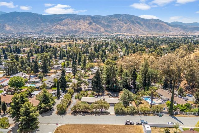 90 Summit, Banning, CA 92220