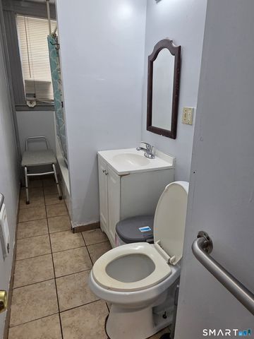 34 Mitchell Avenue, Waterbury, CT 06710
