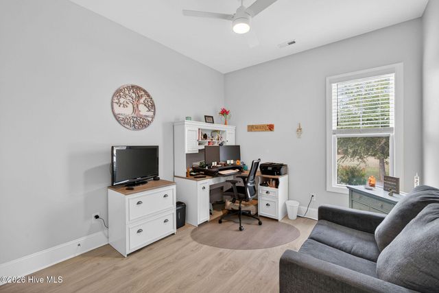 332 Cornubia Drive, Castle Hayne, NC 28429