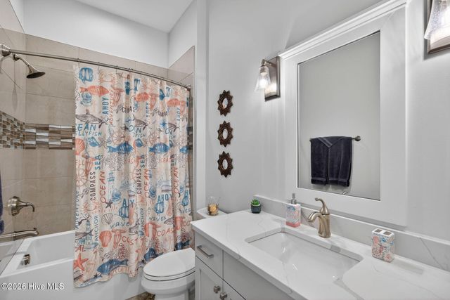 332 Cornubia Drive, Castle Hayne, NC 28429