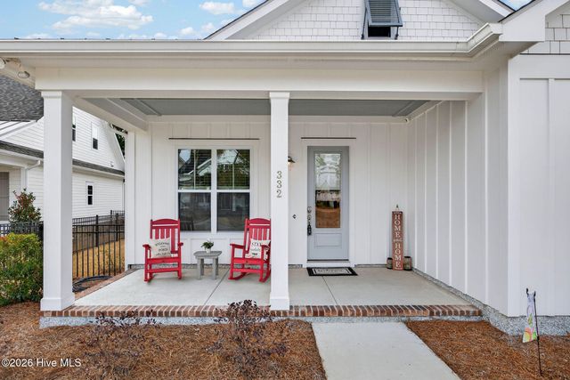 332 Cornubia Drive, Castle Hayne, NC 28429