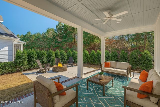 332 Cornubia Drive, Castle Hayne, NC 28429