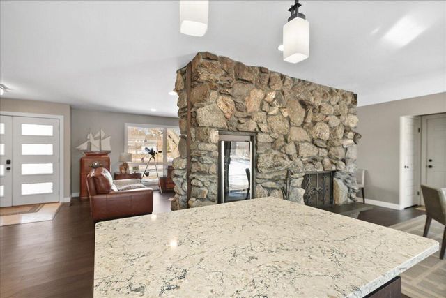 7 Diana Court, Portage, IN 46368