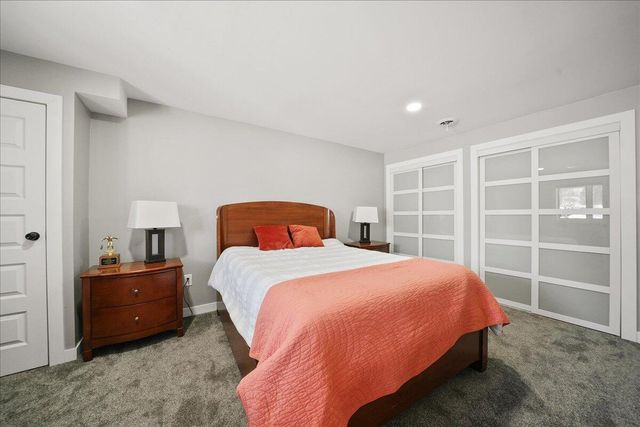 7 Diana Court, Portage, IN 46368