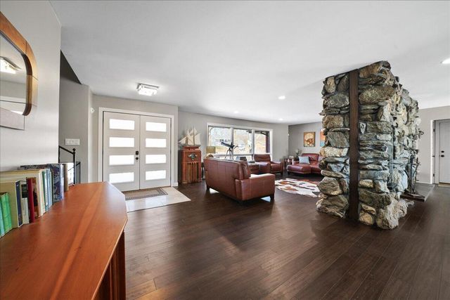 7 Diana Court, Portage, IN 46368