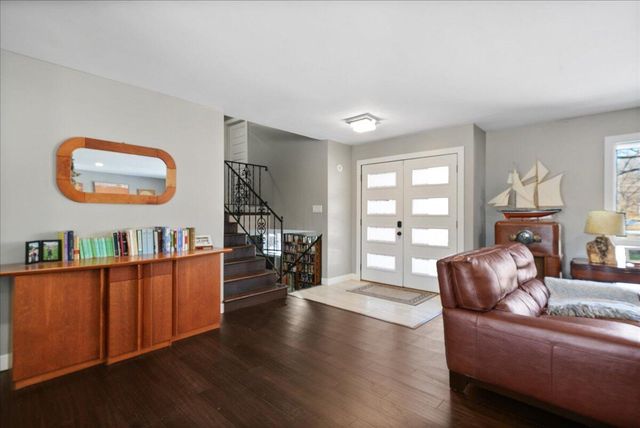 7 Diana Court, Portage, IN 46368