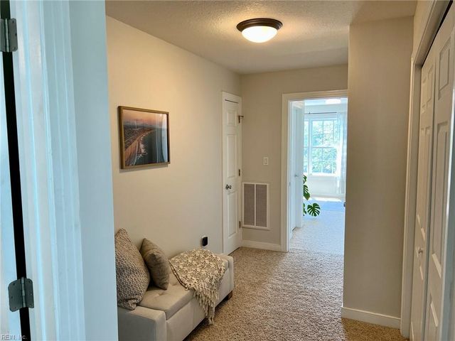 3745 Dupont CIR, Virginia Beach, VA 23455