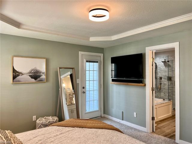 3745 Dupont CIR, Virginia Beach, VA 23455