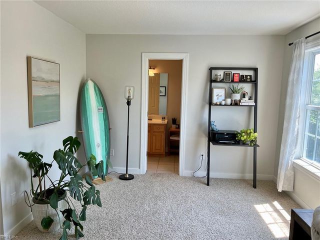 3745 Dupont CIR, Virginia Beach, VA 23455