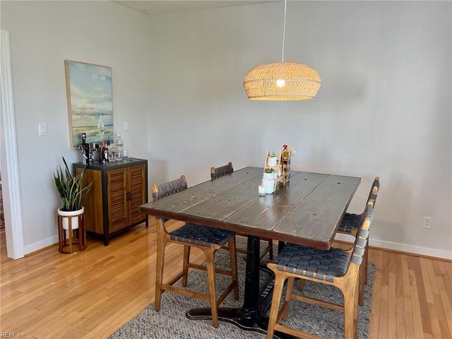 3745 Dupont CIR, Virginia Beach, VA 23455