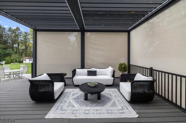 827 Alden Rd, Paramus Boro, NJ 07652