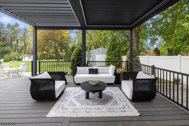 827 Alden Rd, Paramus Boro, NJ 07652