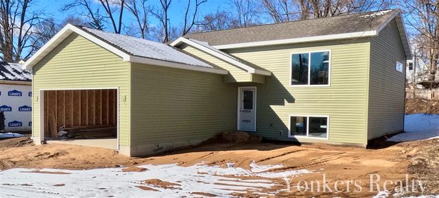 216 Leonard Street, Belding, MI 48809