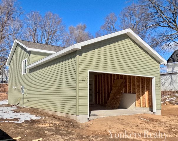 216 Leonard Street, Belding, MI 48809