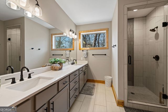 156 Ridgecrest Court, Ellijay, GA 30540