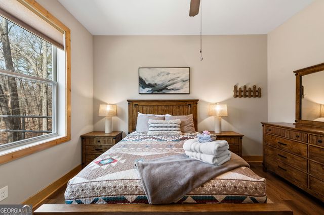 156 Ridgecrest Court, Ellijay, GA 30540