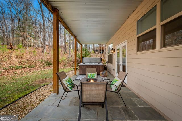 156 Ridgecrest Court, Ellijay, GA 30540