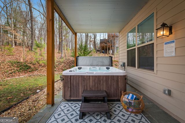 156 Ridgecrest Court, Ellijay, GA 30540