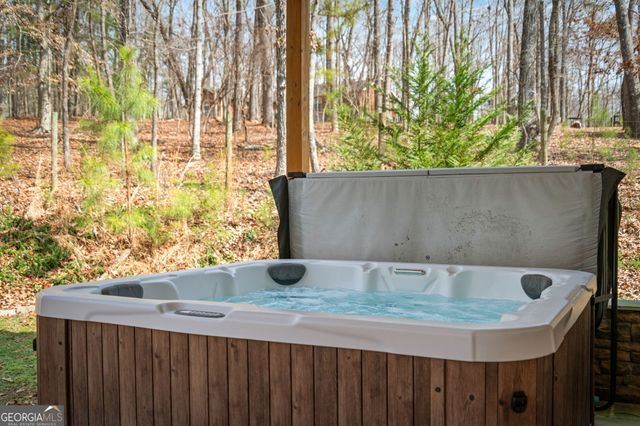 156 Ridgecrest Court, Ellijay, GA 30540