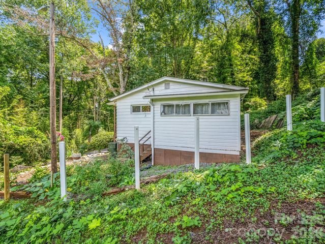 333 N Meridian Street, Rutherfordton, NC 28139
