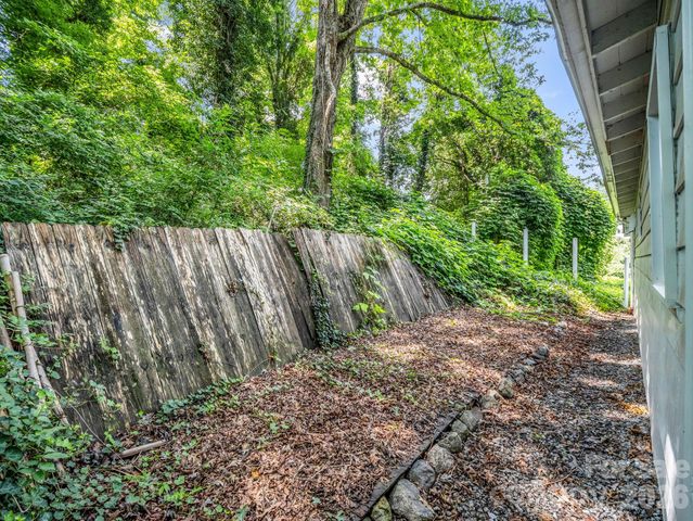 333 N Meridian Street, Rutherfordton, NC 28139