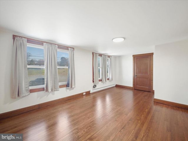 15444 PENNSYLVANIA AVE, Greencastle, PA 17225