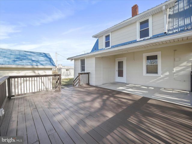 15444 PENNSYLVANIA AVE, Greencastle, PA 17225