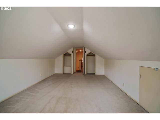 6290 Sw CARMAN Dr, Lake Oswego, OR 97035