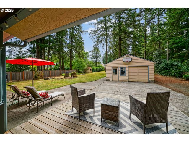 6290 Sw CARMAN Dr, Lake Oswego, OR 97035