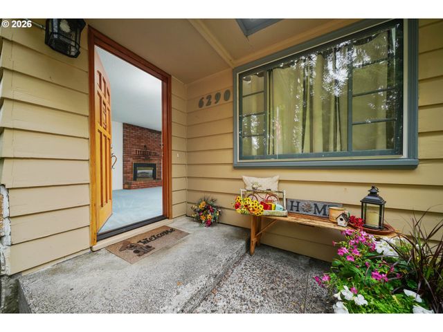 6290 Sw CARMAN Dr, Lake Oswego, OR 97035