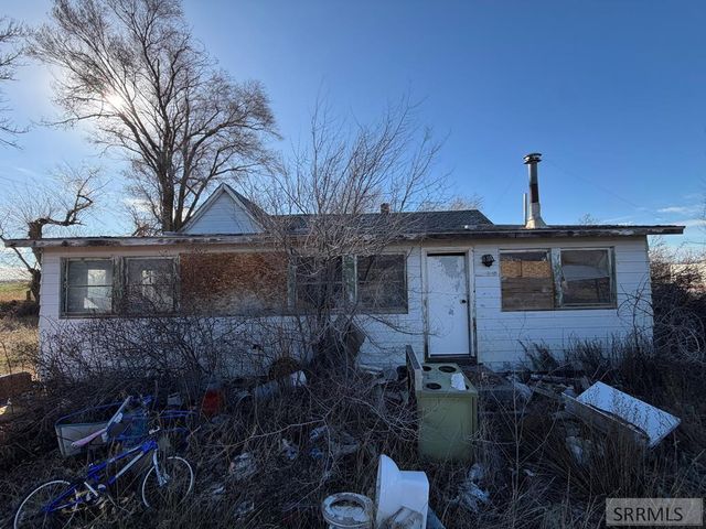359 N Jim Road, Blackfoot, ID 83221