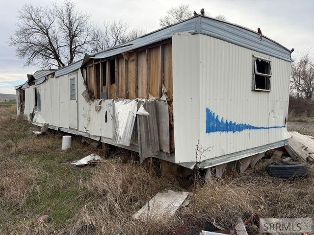 359 N Jim Road, Blackfoot, ID 83221