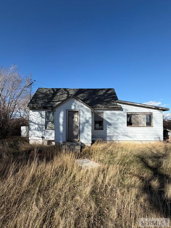 359 N Jim Road, Blackfoot, ID 83221