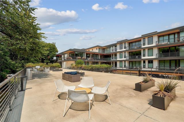 1600 S 1st ST 220, Austin, TX 78704