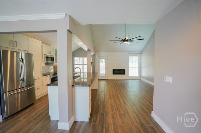 188 Reese Drive, Richmond Hill, GA 31324