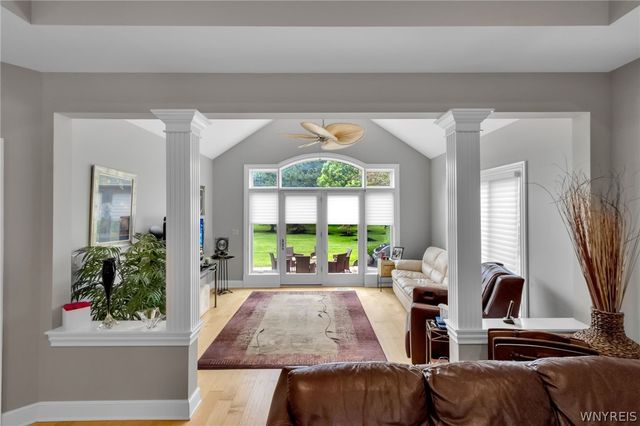168 Stonham Way, Amherst, NY 14221