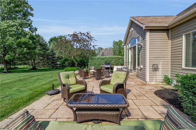 168 Stonham Way, Amherst, NY 14221