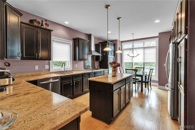 168 Stonham Way, Amherst, NY 14221