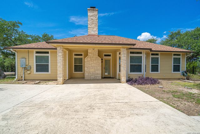 1270 HERITAGE HL, Canyon Lake, TX 78133