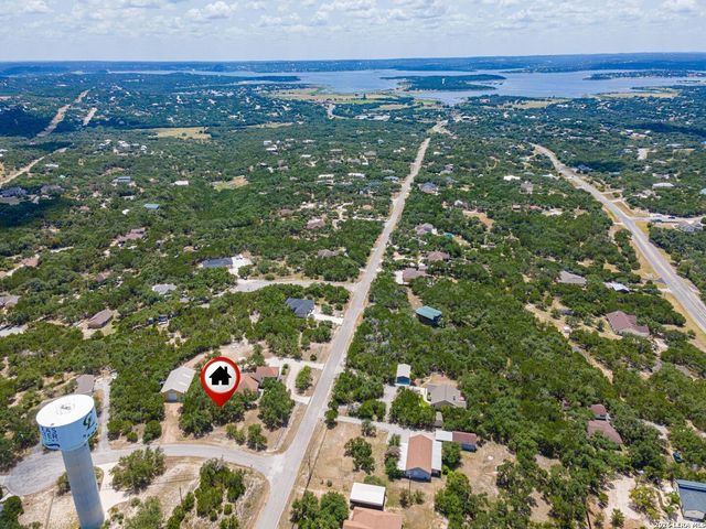 1270 HERITAGE HL, Canyon Lake, TX 78133