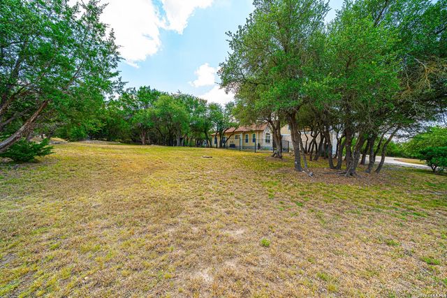 1270 HERITAGE HL, Canyon Lake, TX 78133