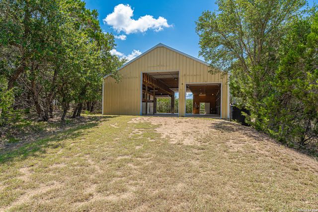 1270 HERITAGE HL, Canyon Lake, TX 78133