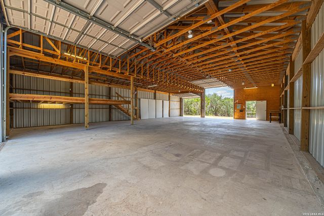 1270 HERITAGE HL, Canyon Lake, TX 78133