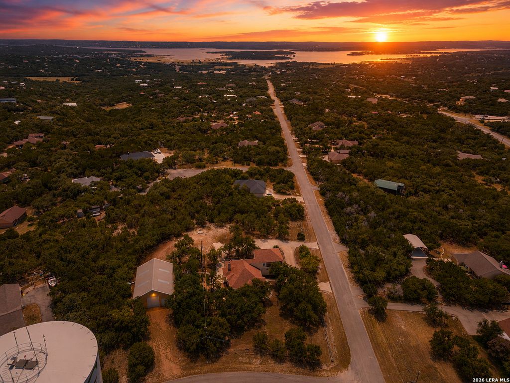 1270 HERITAGE HL, Canyon Lake, TX 78133